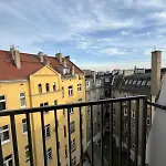 Apartamento Cozy And Quiet In The Centre Poznan